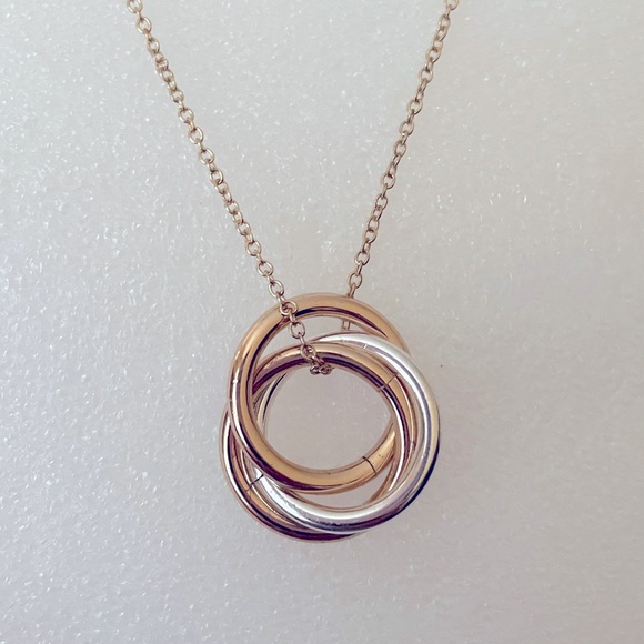 3 Tone Rings Necklace - Picture 1 of 7